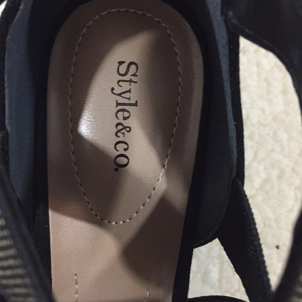 Seleste Black/Gold Heels NWOT SIZE 8 Style & Co‎ - Picture 4 of 6